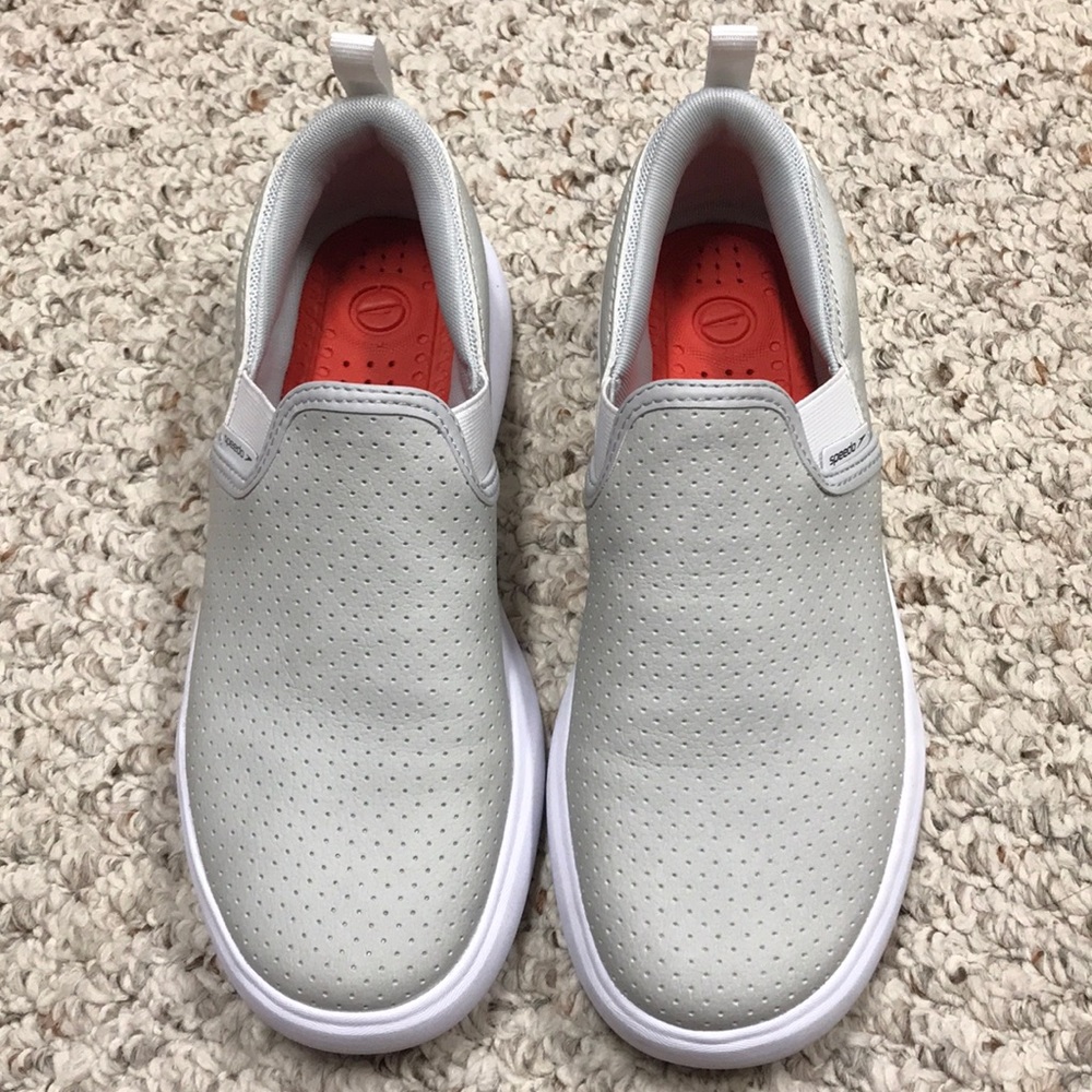 BNWOT SPEEDO slip-ons